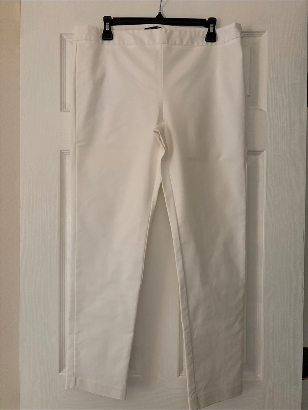 Kenneth Cole New York Ivory Cropped Ankle Pants - Picture 2 of 9